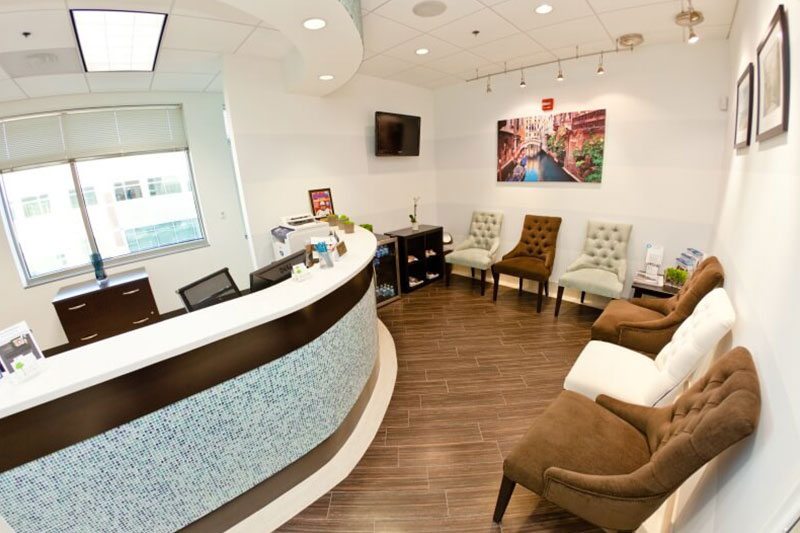 Dentist in Chantilly